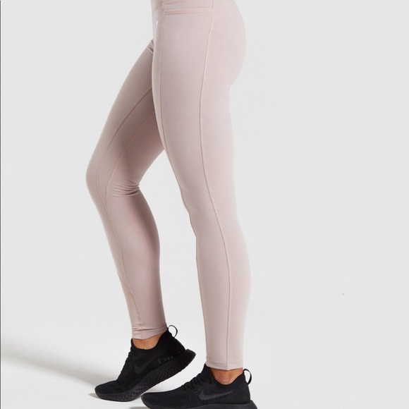 Gymshark dreamy mesh leggings taupe - Picture 3 of 3